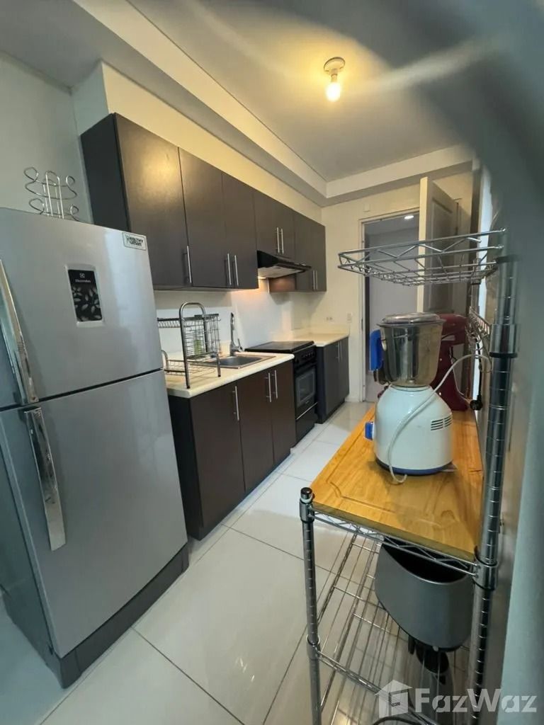 Studio Condo for sale at Senta (Category: Apartments & Condos) located in Makati City. Submitted by propertyproph (Listing ID 1451218530, Image 2). Description: Studio Condo for Sale – Senta, Makati Own a premium studio unit in the heart of Makati's thriving business and lifestyle district. This 34 sqm unit at Senta Makati offers the perfect blend of comfort, convenience, and investment potential. Property Details Property: Senta Makati Unit Type
