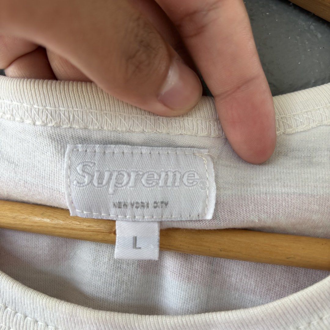 Supreme capmbells tee (Category: Tshirts & Polo Shirts ) located in San Fernando. Submitted by diff.thr1ft (Listing ID 1451146796, Image 3). Description: - Brand: Supreme - Design: Iconic Campbell's Soup print - Size: Large (L) - Condition: Excellent - Material: 60% Cotton, 40% Polyester - Style: Streetwear, Pop Art - Meet-up available in San Fernando, Pampanga.