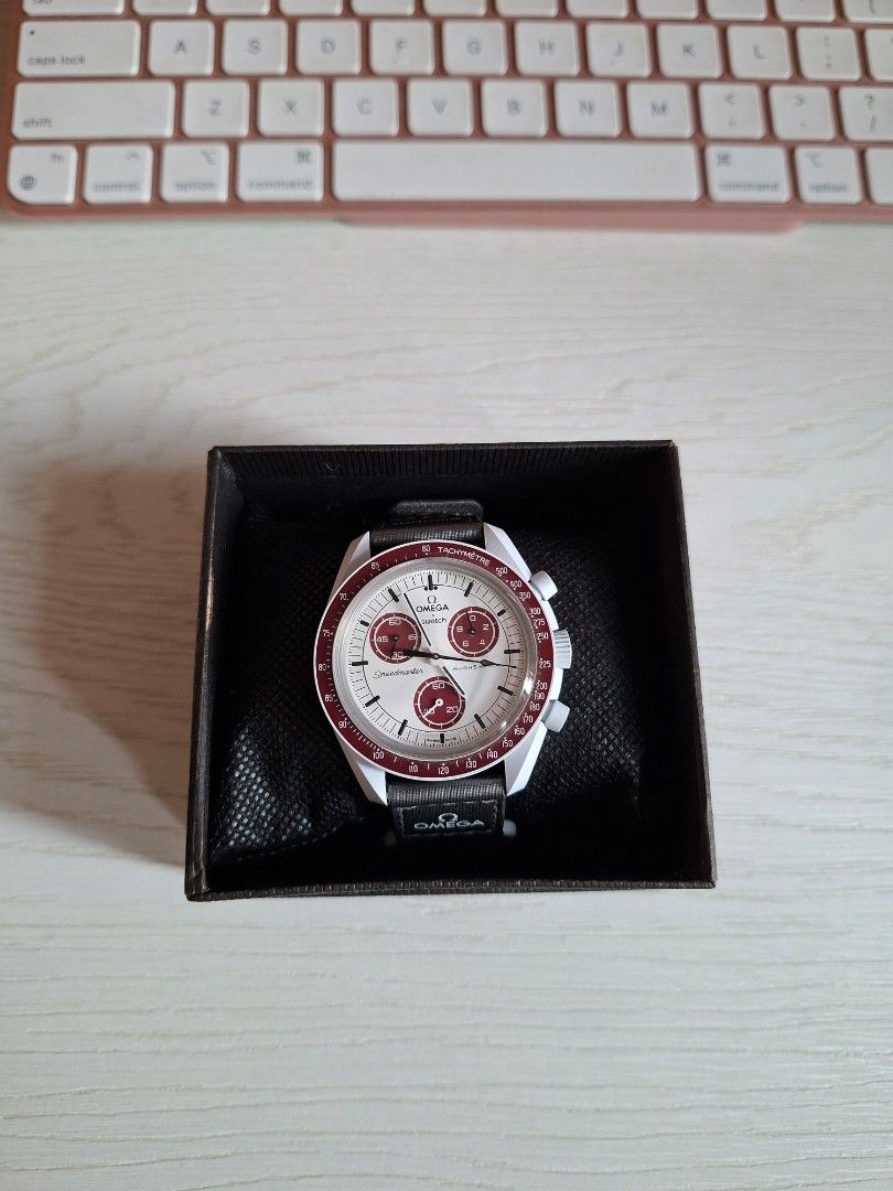 Swatch x Omega MoonSwatch Mission to Pluto (Category: Luxury Watches) located in Manila. Submitted by lowki1012 (Listing ID 1451222596, Image 1). Description: 100% Authentic watch only.