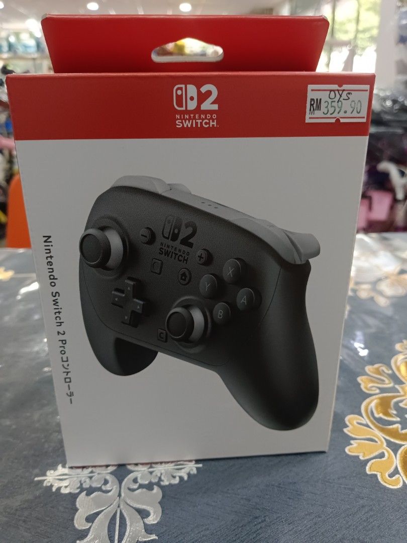 Switch 2 pro controller original (Category: Controllers) located in Ampang. Submitted by nik.za.3 (Listing ID 1451209180, Image 1). Description: .