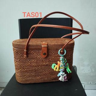 (Kategori: ) berada di . Dikirim oleh happytonton (ID iklan 1451212241, Gambar 1). Deskripsi: .