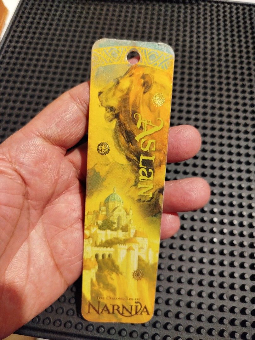 The chronicles of narnia bookmarker (Category: Storybooks) located in Quezon City. Submitted by toys_r_here (Listing ID 1451313821, Image 2). Description: GOOD FOR GIFT AND COLLECTION as is po Good condition First to pay gets the item pa check nalng sa pic yun condition pm me for questions ship pwede lalamove or jnt qc and marikina area.