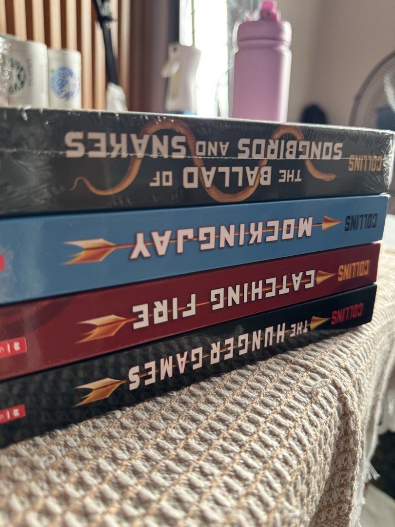 The Hunger Games: 4-book Set (Category: Storybooks) located in Muntinlupa City. Submitted by morax14 (Listing ID 1451230683, Image 1). Description: Fully Booked Muntinlupa Area Brand New 4-book Set Price is negotiable Reason: I bought a kindle.