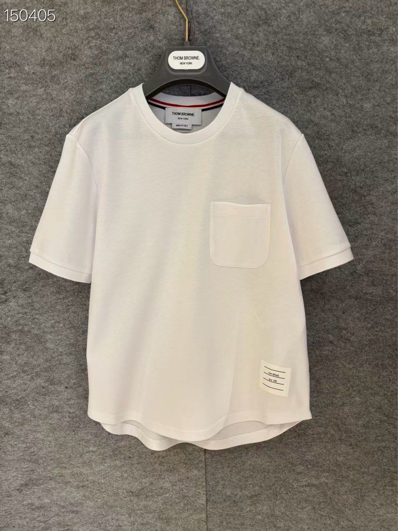 Thom Browne 女tee 3色特價1880 （分類：T-shirt）位於 Hong Kong。 由 ming.hklmi 提交（商品編號 1451172447，圖片 3）。簡介： size 38 40 42 44 現貨 尖東門市可以試。