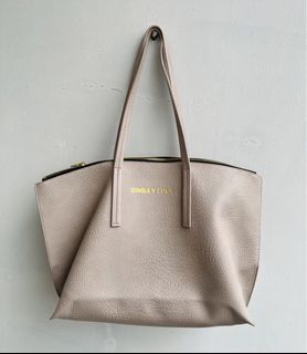(Kategori: ) berada di . Dikirim oleh bibidapiroom (ID iklan 1451255810, Gambar 1). Deskripsi: .