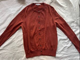 (Category: ) located in . Submitted by clothesanewlife (Listing ID 1451184018, Image 1). Description: .
