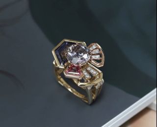 (Category: ) located in . Submitted by Pearl.of.the.Orient (Listing ID 1451183921, Image 1). Description: .