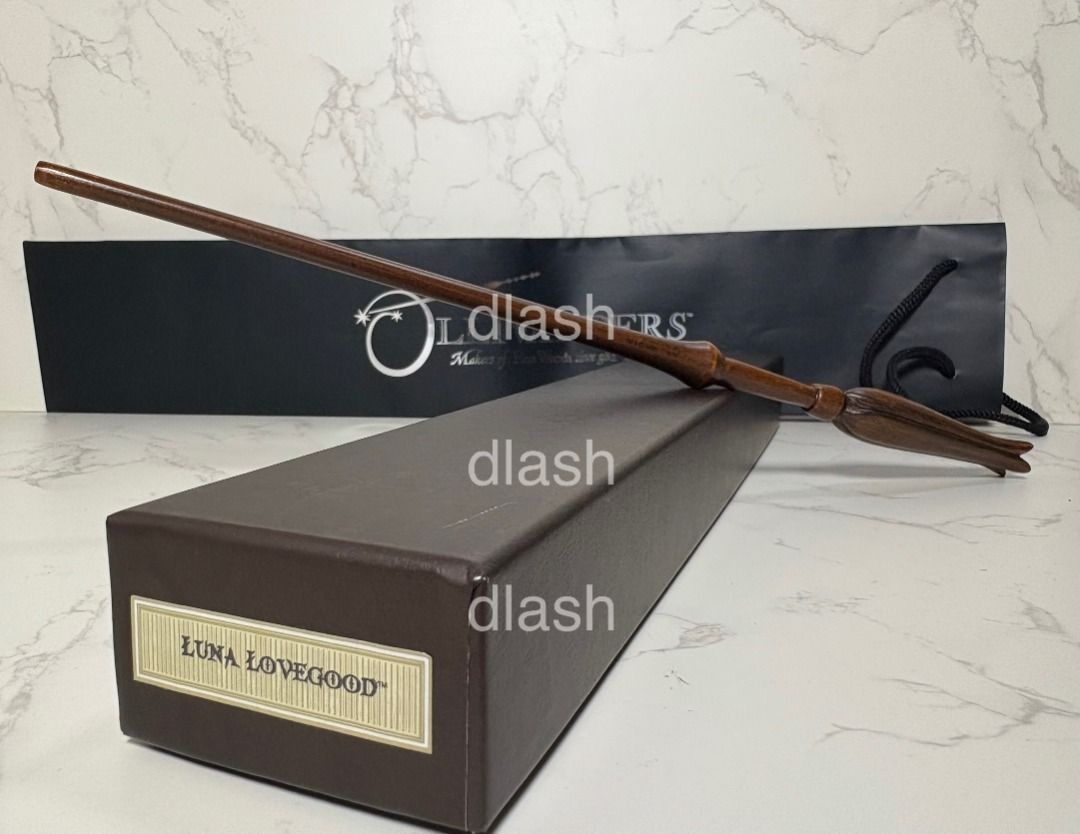 (USJ) Harry Potter - Luna Lovegood Wand Non-Interactive (2016) (Category: Western Merchandise) located in Davao. Submitted by dlash (Listing ID 1451296609, Image 3). Description: Harry Potter - Luna Lovegood Wand Non-Interactive - Bought at Universal Studios Japan in 2016 - Wand still in good condition with minor flaw (I can't tell if it's intentional or not due to its design) - Box still in good condition with minor scratches or dents - Comes wi