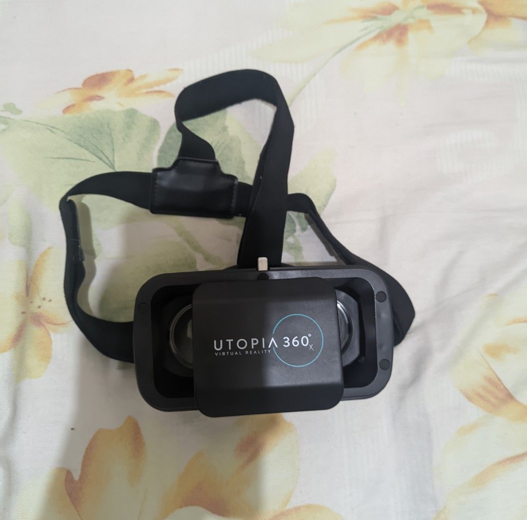 utopia 360°x vr headset for smartphone (Category: Virtual Reality) located in Carmona. Submitted by twouya (Listing ID 1451250072, Image 1). Description: smartphone / google cardboard compatible medyo dusty nga lang, matagal na kasi nakatambak. still function as normal ps. this is a secondhand item, please manage your expectations.