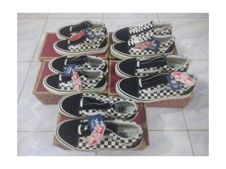 (Kategori: ) berada di . Dikirim oleh zaster (ID iklan 1451323511, Gambar 1). Deskripsi: .