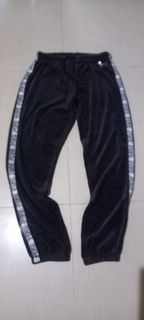 (Category: ) located in . Submitted by lheyab (Listing ID 1451243345, Image 1). Description: .