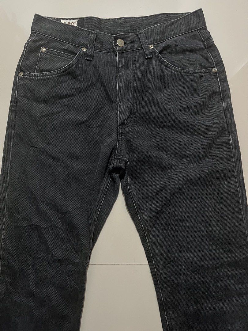 (SOLD) VINTAGE LEE SANFORIZED BLACK WASHED BOOTCUT JEANS (Category: Jeans) located in Cagayan de Oro. Submitted by middlesosa (Listing ID 1451279746, Image 3). Description: VINTAGE LEE SANFORIZED BLACK WASHED BOOTCUT JEANS SIZE 29 FITTINGS WAIST - 14.5 inches LENGTH - 43 inches INSEAM - 31 inches LEG OPENING - 9 inches THIGH - 11 inches RISE - 11 inches MADE IN JAPAN 3500 pesos.