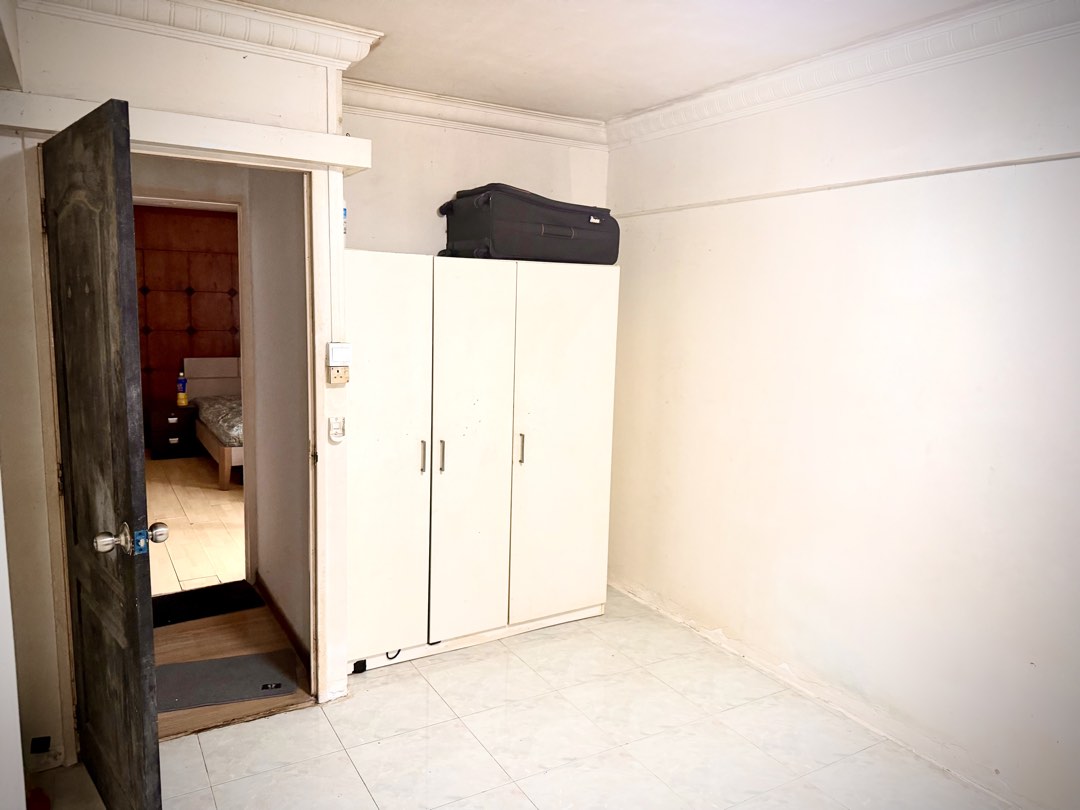 (Category: ) located in . Submitted by shankar007 (Listing ID 1451174426, Image 1). Description: .