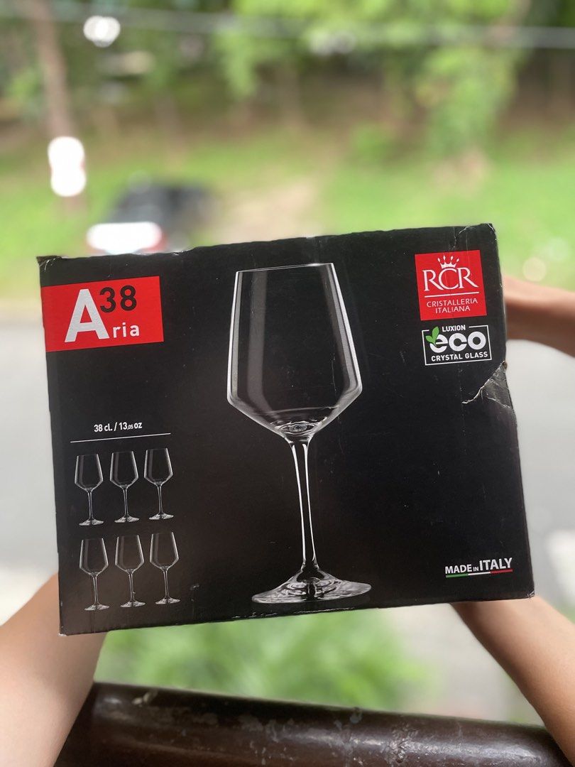 Wine Glass (Category: Wine Cellar & Storage) located in Quezon City. Submitted by biancakingggg (Listing ID 1451136154, Image 1). Description: Negotiable .