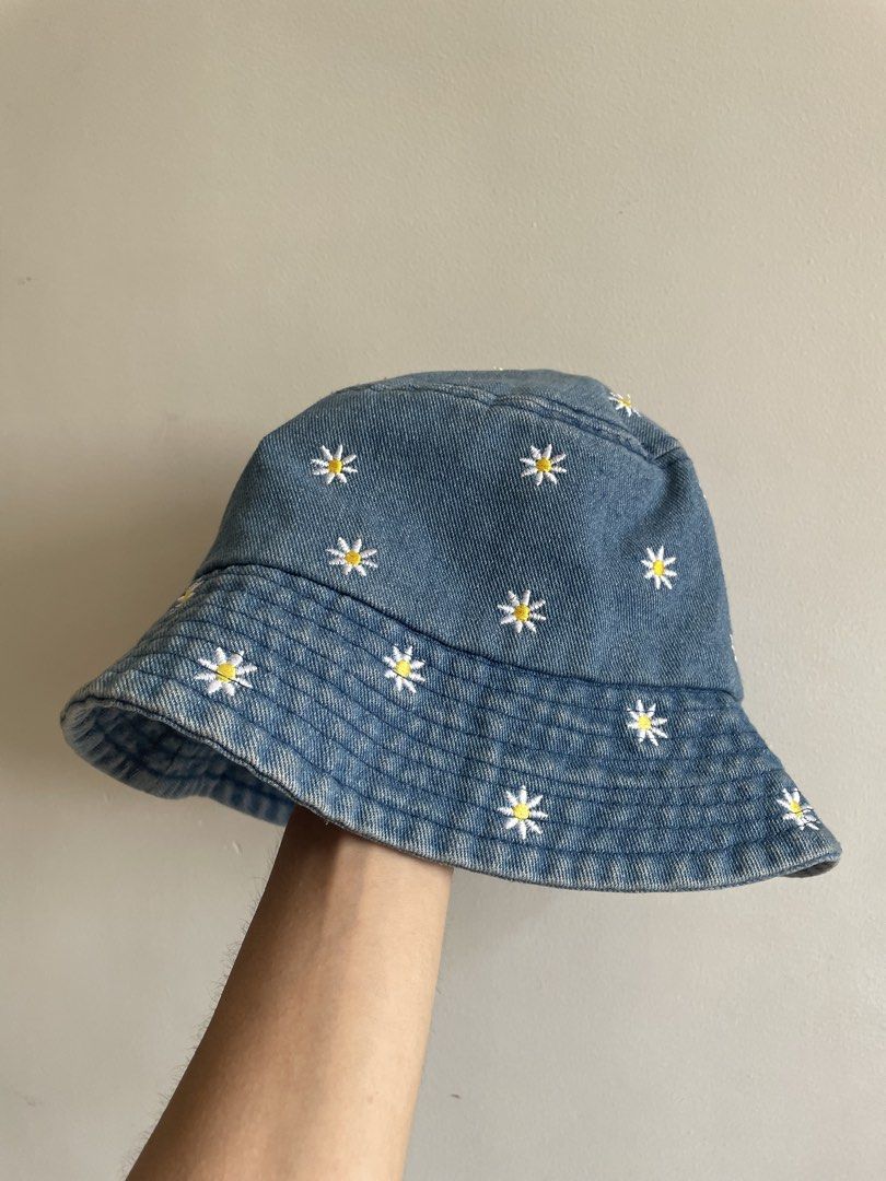 Womens Denim Floral Bucket Hat (Category: Hair Accessories) located in Makati City. Submitted by fabcollections (Listing ID 1451217993, Image 1). Description: 💜 RFS: Decluttering unused items, no issues or flaws 💜 My location: Bangkal, Makati 💜 Payment thru Gcash (Payment first policy) 💜 Delivery thru J&T/Gogoexpress, or same day delivery thru Grab/Lalamove. No Shoppee checkout PM me for any questions! 😊 helping tags for visibility: womens b