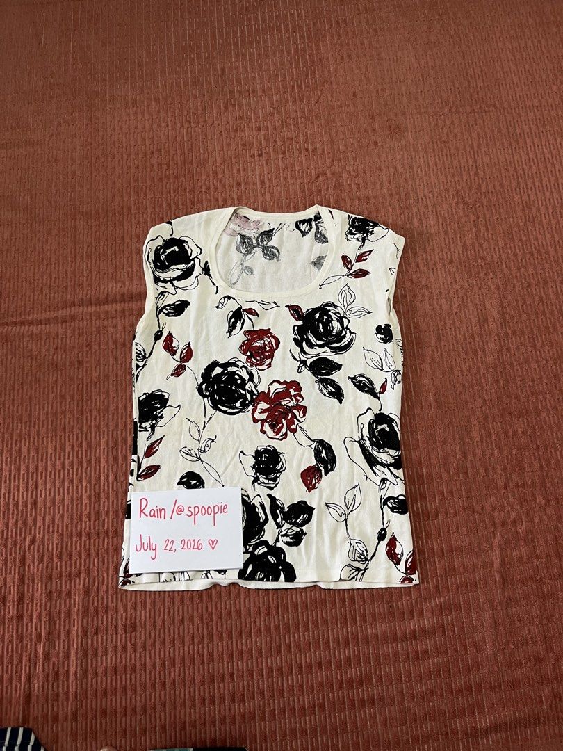 Y2k Rose top (Category: Shirts) located in Manila. Submitted by spoopie (Listing ID 1451213236, Image 1). Description: ❣️S-M❣️ Used Light fabric .