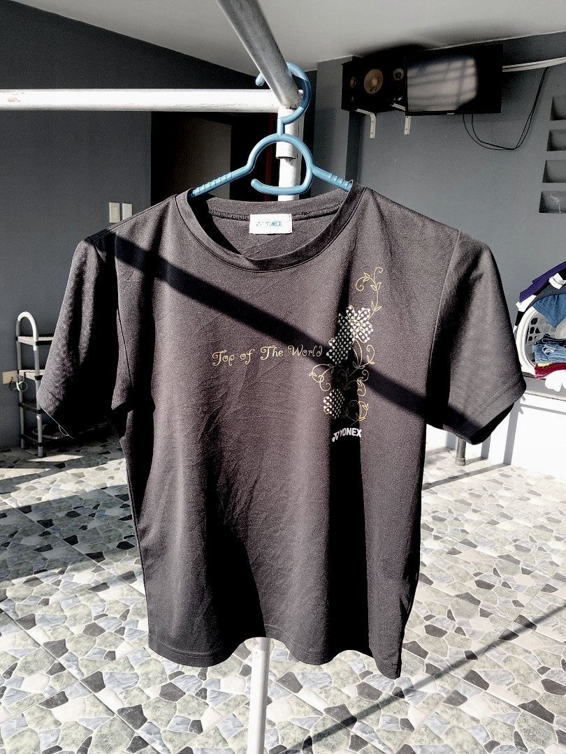 Yonex Croptop for Her (Category: Activewear) located in Manila. Submitted by gentryclothing (Listing ID 1451252315, Image 1). Description: 18x21.5 Lightly Used No Other Issues Bad Lighting Only, Black 10/10 color personal.