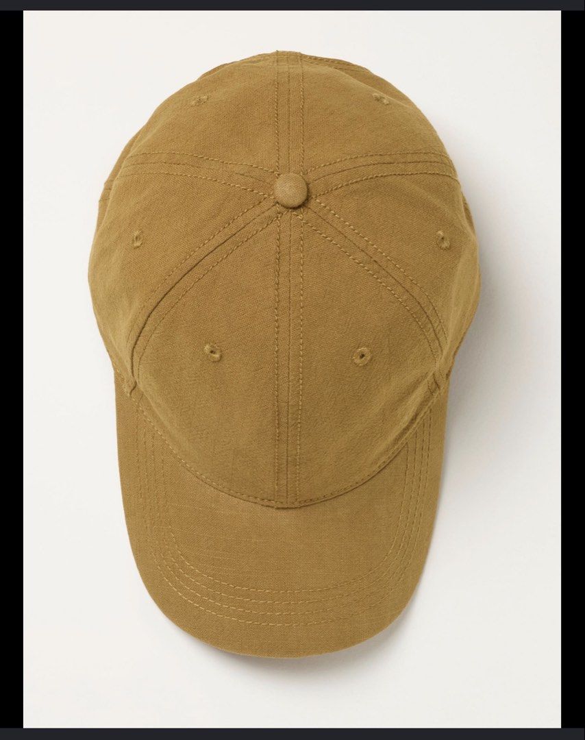 Zara Cap (Category: Caps & Hats) located in San Simon. Submitted by katechicha96 (Listing ID 1451244862, Image 1). Description: .