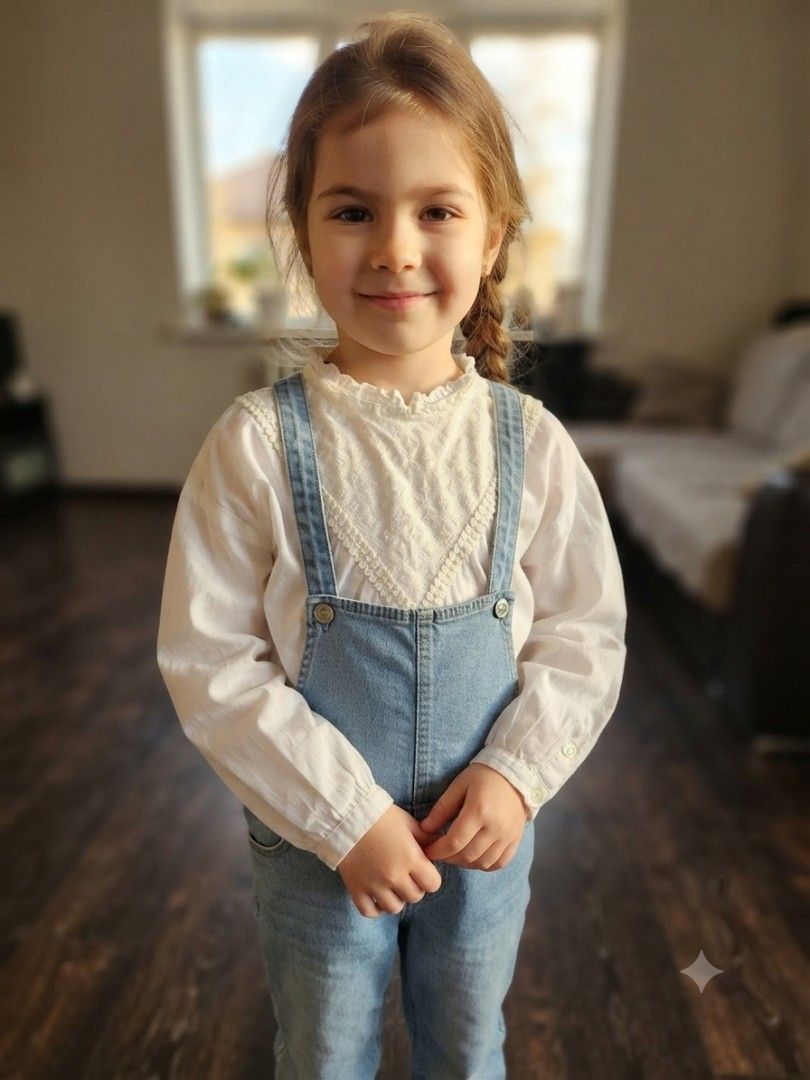 Zara Embroidered White Blouse (Category: Babies & Kids Fashion) located in Santa Cruz. Submitted by deenem (Listing ID 1451249148, Image 1). Description: Bust: 16.5 (33) Lenght: 20.