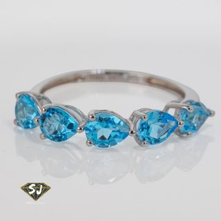 (Category: ) located in . Submitted by sparklejewels (Listing ID 1451391143, Image 1). Description: .
