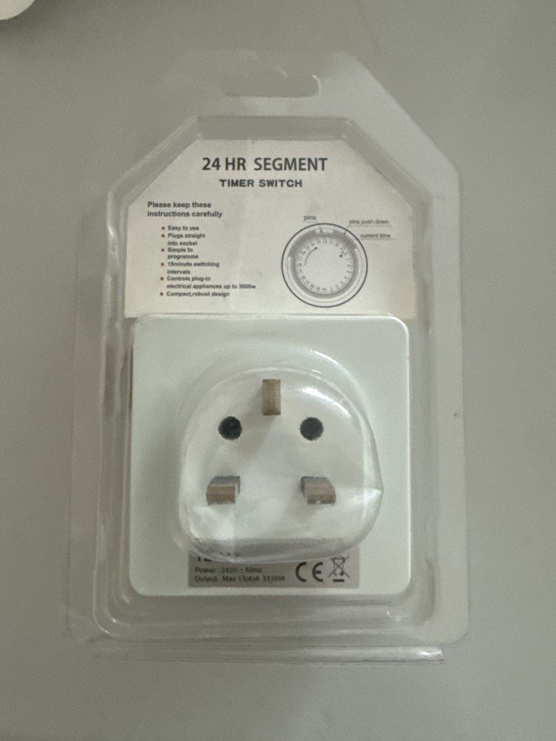 24 HR Segment Timer Switch Plug (Category: Electrical, Adaptors & Sockets) located in Singapore. Submitted by khpf00 (Listing ID 1451362198, Image 2). Description: - Control appliance on/off times with a 24-hour schedule. - Easy setup: just push down pins for desired times. - Compact design fits easily. - Ideal for automating lights, fans, and other electrical devices..