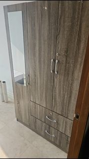 (Category: ) located in . Submitted by 2nd-furnitures (Listing ID 1451414641, Image 1). Description: .