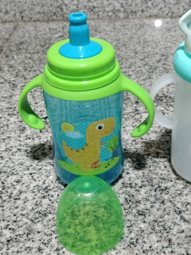 Take All 3pcs Baby Sippy Cups (Category: Weaning & Toddler Feeding) located in Imus. Submitted by viaysthriftshop (Listing ID 1451408053, Image 2). Description: Take All 3pcs Baby Sippy Cups - ▪️Dinosaur - EUC ▪️TUM TUM- 10oz, EUC ▪️NUK - 300ml, EUC ▪️From UK 🇬🇧 Thrift Box 𝗠𝗢𝗣 ▪️GCASH ▪️Sh0pee COD/SPaylater @ ₱250 (or any Sh0pee payment method) 𝗠𝗢𝗗 ▪️Sh0pee Check out ▪️regular J&T ▪️lalamove (payment first thru Gcash, no to Lala abono) ▪️