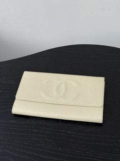 （分類：）位於 。 由 iluxuryvintage 提交（商品編號 1451355621，圖片 1）。簡介： 。