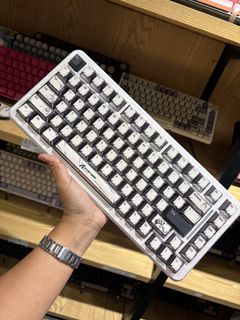 (Category: ) located in . Submitted by gigaware (Listing ID 1451397721, Image 1). Description: .
