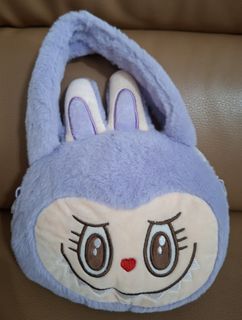 (Category: ) located in . Submitted by kyawyadana84479 (Listing ID 1451397483, Image 1). Description: .
