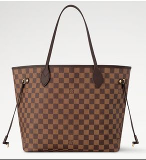 （分類：）位於 。 由 mrsleeswardrobe 提交（商品編號 1451387384，圖片 1）。簡介： 。