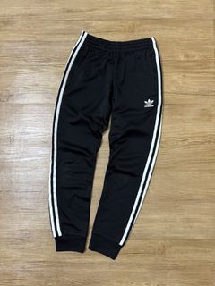 (Category: ) located in . Submitted by gbstore (Listing ID 1451350631, Image 1). Description: .