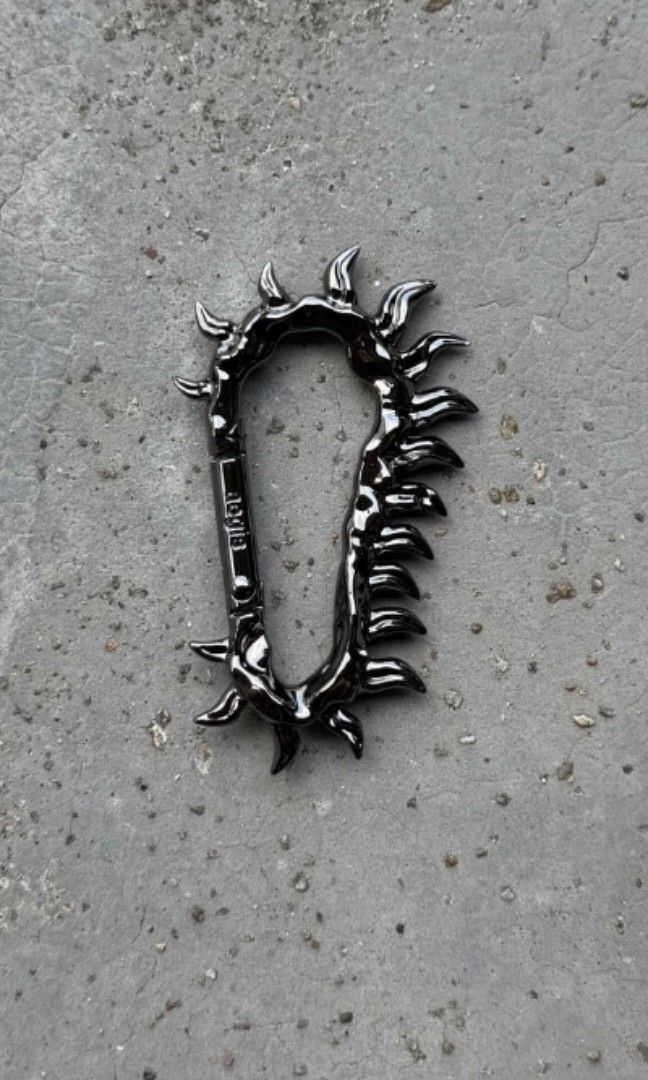 AEGIS WIRA CARABINER (Category: Accessories) located in Kuala Lumpur. Submitted by iwant100mil (Listing ID 1451500248, Image 1). Description: AEGIS WIRA CARABINER BRAND NEW SHIP + 10.
