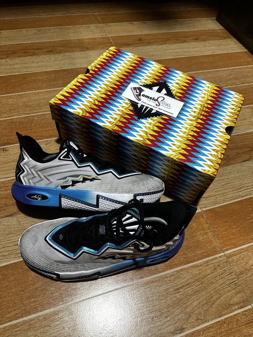 Anta Kai 2 ‘Dallas’ (Category: Sneakers) located in Manila. Submitted by lamelosoles_ (Listing ID 1451497772, Image 1). Description: Anta Kai 2 ‘Dallas’ For Sale • For Trade With OG Box 9/10 Condition (Used 8x) Size 11 Honest Issues: Signs of Usage and Toe Box Small Crack Pics Posted ₱2999❗️(₱7995 srp and way below market) Near QC Congressional/Visayas Ave/FisherMall Location (Meetups) Lalamove and GCash (Shipping) @lamelosoles_ is not affiliated