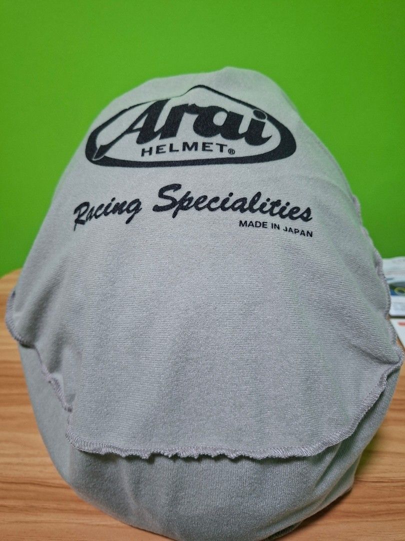 Arai RX-7X Maverick Limited Edition Motorcycle Helmet (Kategori: Motor) berada di Jakarta Barat. Dikirim oleh threadstudio (ID iklan 1451390165, Gambar 1). Deskripsi: Satu helm, banyak alasan buat dipilih. Desain modern dengan kenyamanan yang bikin betah dipakai. Detail lengkap cek di 🆂hope. L1nk ada di bio & bagian Mailing & Delivery. Langsung cek koleksi lengkapnya..