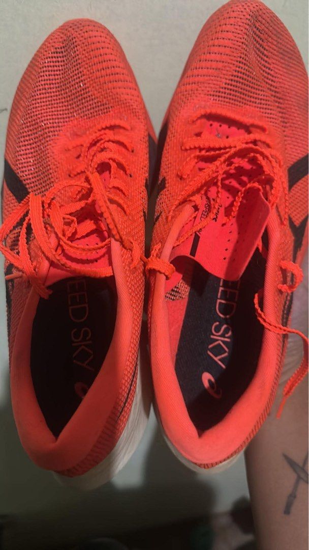 ASICS Metaspeed Sky Paris Running Shoes (Category: Sneakers) located in Davao. Submitted by genmate (Listing ID 1451515096, Image 2). Description: - ASICS Metaspeed Sky Paris running shoes - Mileage: Used for only 44 kilometers - No box.