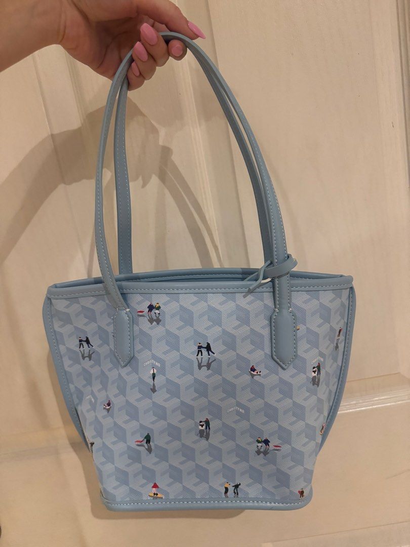 AUTHENTIC Christy Ng Russo Mini (LIMITED EDITION) (Category: Shoulder Bags) located in Bulacan. Submitted by akh.closet (Listing ID 1451465968, Image 1). Description: CHRISTY NG RUSSO MINI - CHRISTMAS LIMITED EDITION RELEASE RFS: Decluttering Condition: 9.5/10 (.5 since I was able to use it already, BUT IN SUPER GOOD WELL TAKEN CARE OF CONDITION) Got this from a reseller for ₱3,000!!! Selling it low, CURRENT RESELLER PRICE IS AT ₱4,000 already (d