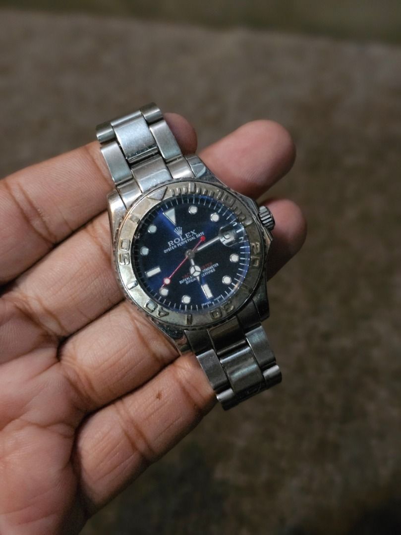 Automatic Rolex Yatch Master 38.5mm 5.6inches Wristsize (Category: Women's Watches) located in Caloocan City. Submitted by yatsbatoyskie (Listing ID 1451426111, Image 2). Description: ROLEX YACHT MASTER OYSTER AUTOMATIC 38.5mm case size 5.6 inches wrist size issue lock clasp fully working .