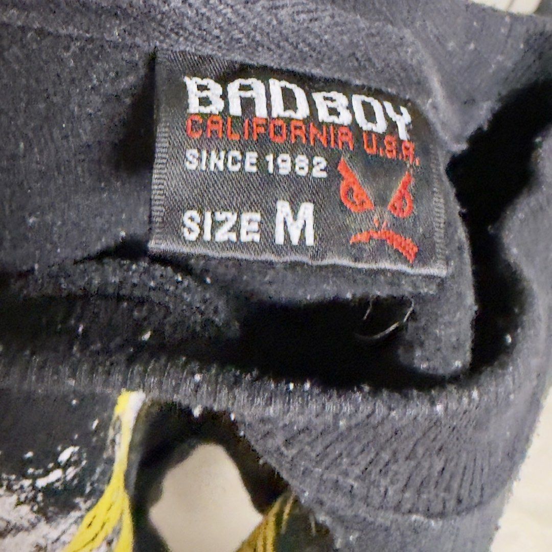 Bad Boy USA Black Sweatshirt Size M (Category: Coats, Jackets and Outerwear) located in Tanza. Submitted by pompompvrin (Listing ID 1451513782, Image 2). Description: .