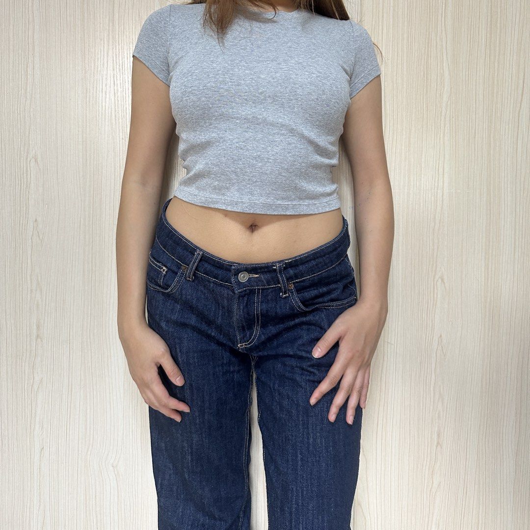 basic top (Category: Shirts) located in Baguio. Submitted by preloved_olivesline (Listing ID 1451482511, Image 3). Description: .