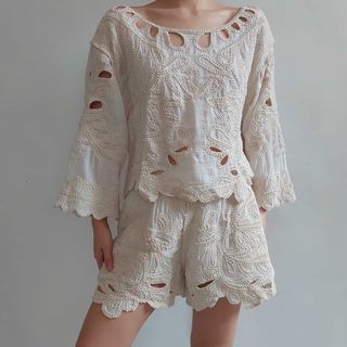 (Category: ) located in . Submitted by declutterwithmecebu (Listing ID 1451429938, Image 1). Description: .