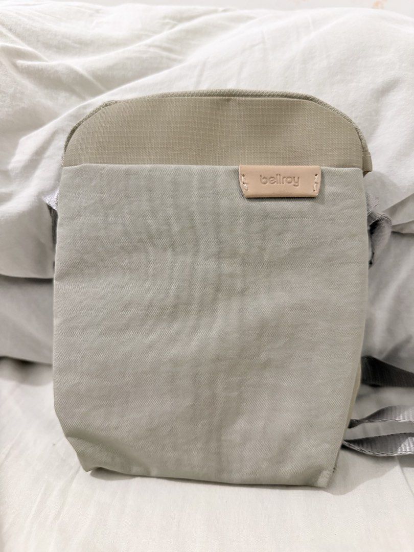 Bellroy City Pouch-Lunar (Category: Sling Bags) located in Digos. Submitted by dmark88 (Listing ID 1451368855, Image 1). Description: Excellent conditon Rarely used RFS: Decluttering Free shipping nationwide! A little sidekick you’ll forget you’re wearing. The City Pouch is super slim, but still spacious enough to keep pockets light and essentials at hand. This small bag has big organization, with pockets and dividers that keep devices and daily 