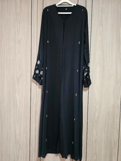 (Category: ) located in . Submitted by muna. (Listing ID 1451348076, Image 1). Description: .