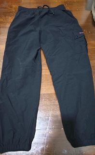 (Category: ) located in . Submitted by thrift_with_me_ (Listing ID 1451506483, Image 1). Description: .