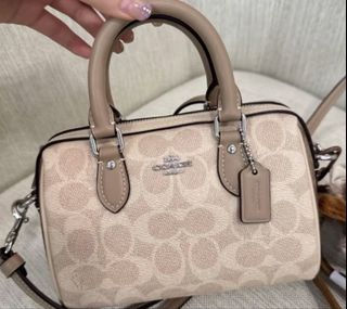 (Category: ) located in . Submitted by conan_fashion (Listing ID 1451396463, Image 1). Description: .