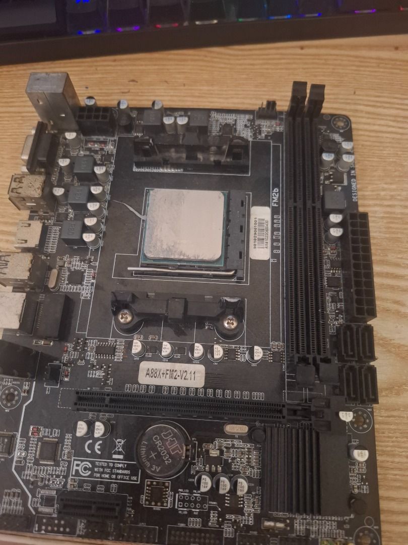 Bundle A8 7680 with board (Category: Computer Parts) located in Caloocan City. Submitted by jatrix (Listing ID 1451402754, Image 1). Description: Working po yan, bundle na with hsf na din. Wala lang backplate naiwan sa case naitapon na. Pm na lang mga boss.