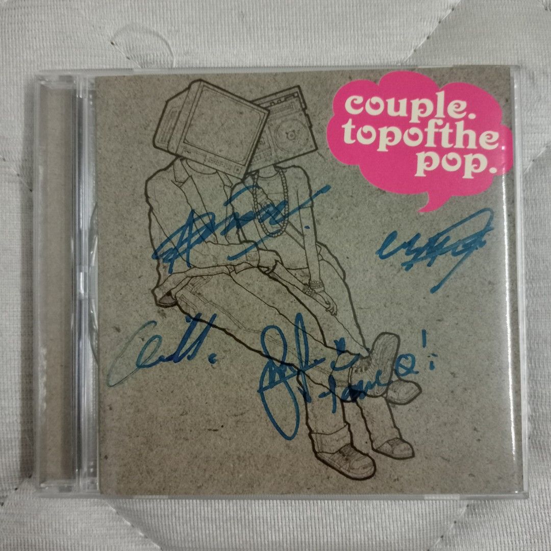 CD band Couple (Category: CDs & DVDs) located in Ipoh. Submitted by freestar.bfd32e (Listing ID 1451441538, Image 1). Description: - CD Japan Press - Used & Condition CD sgt baik - Signed by all band members - Hold 24 jam - Semenanjung RM 10, Sabah/Sarawak RM 16 - Meet up dlm Ipoh shj If berminat boleh direct message.