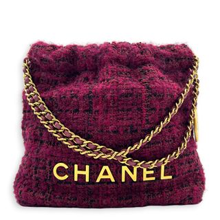 (Category: ) located in . Submitted by carousellluxury (Listing ID 1451417754, Image 1). Description: .
