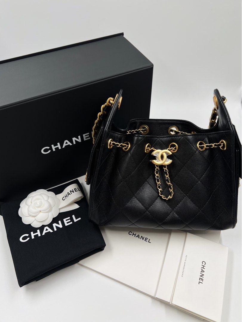 ⚜️Chanel 25 Mini- black bag (Category: Luxury Bags & Wallets) located in Makati City. Submitted by 90sangel (Listing ID 1451498686, Image 2). Description: 🖤 Your new daily obsession & The ultimate wardrobe staple, beautifully within reach! Trust me, you won't regret getting this. •Item: the Chanel Mini 25 ! •Size: Mini, perfect for daily •Condition: Excellent! Includes store box, dustbag, paperbag, booklets/cards & intact microchip. *Japan onhan