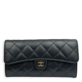 (Category: ) located in . Submitted by carousellluxury (Listing ID 1451344300, Image 1). Description: .